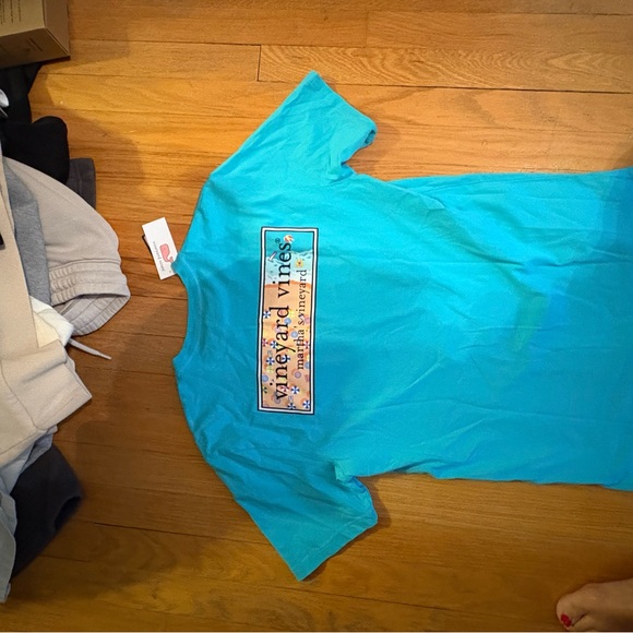 Vineyard Vines men’s Aqua Short Sleeve Tee - Picture 1 of 4